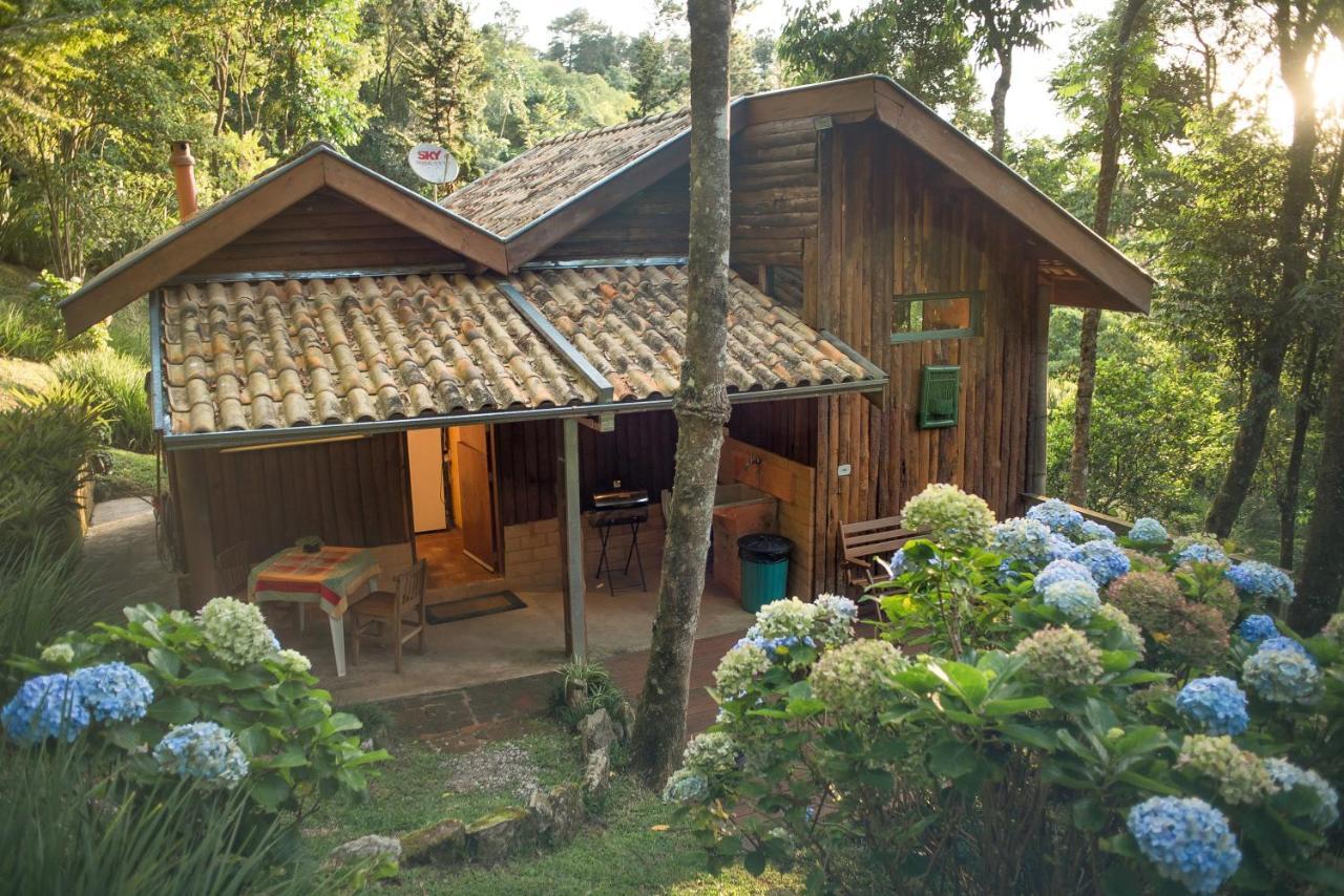 Chalés Namaskar Sao Bento do Sapucai Bagian luar foto